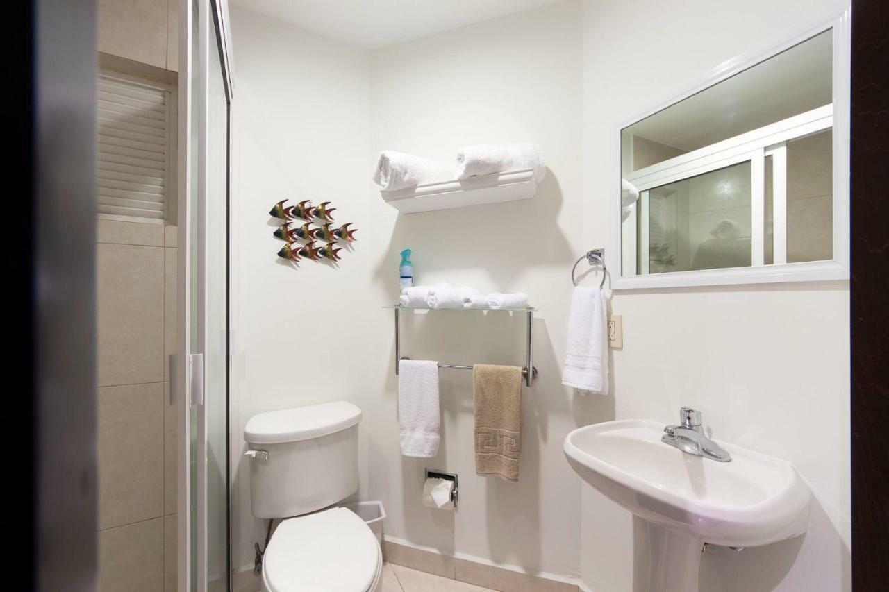 נובו ואלארטה Breathtaking Villa Magna Beachfront Condo, 3 Bedrooms Sleeps 6 מראה חיצוני תמונה